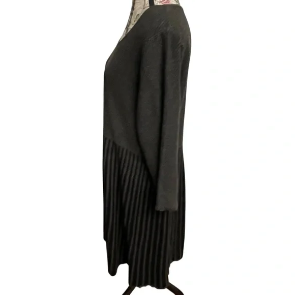 Calvin Klein Black and Gray Long Sleeve Dress - Picture 2 of 6